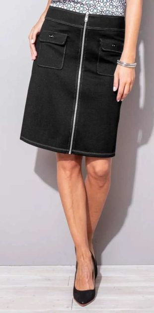 Černá rovná sukně s kapsami a zipem na přední straně