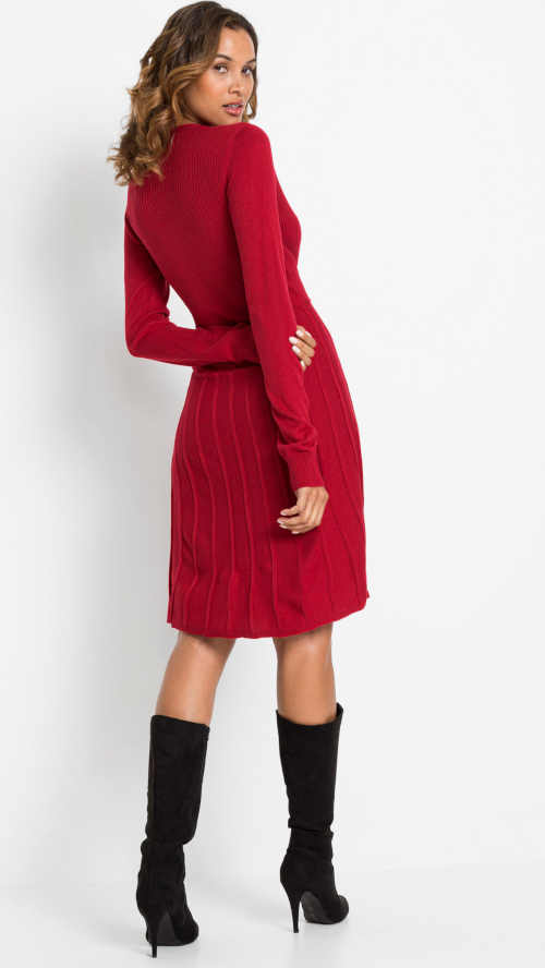 červené pletené šaty Bonprix