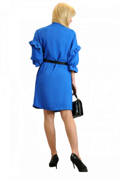 šaty v jednobarevném modrém provedení
