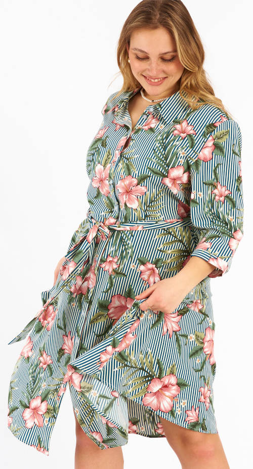 Letní květované košilové šaty s proužky pro plnoštíhlé