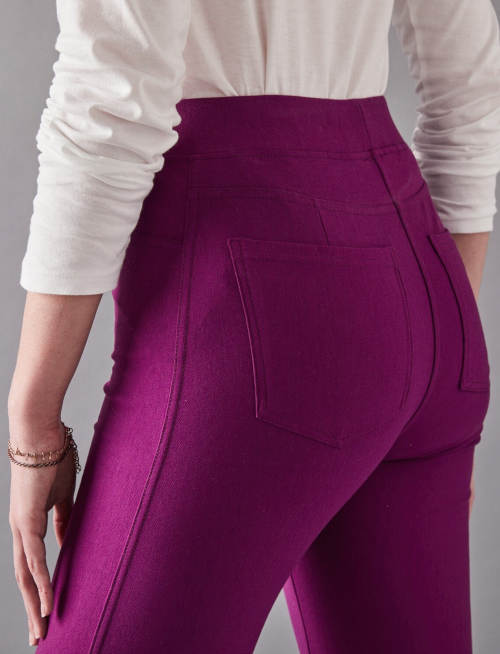 Fialové dámské džínové kalhoty